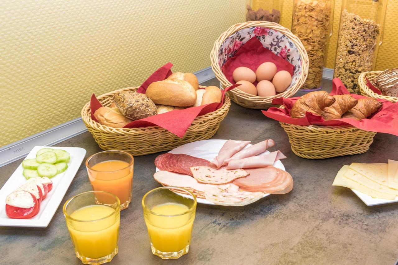 Messe Motel Laatzen Ngoại thất bức ảnh