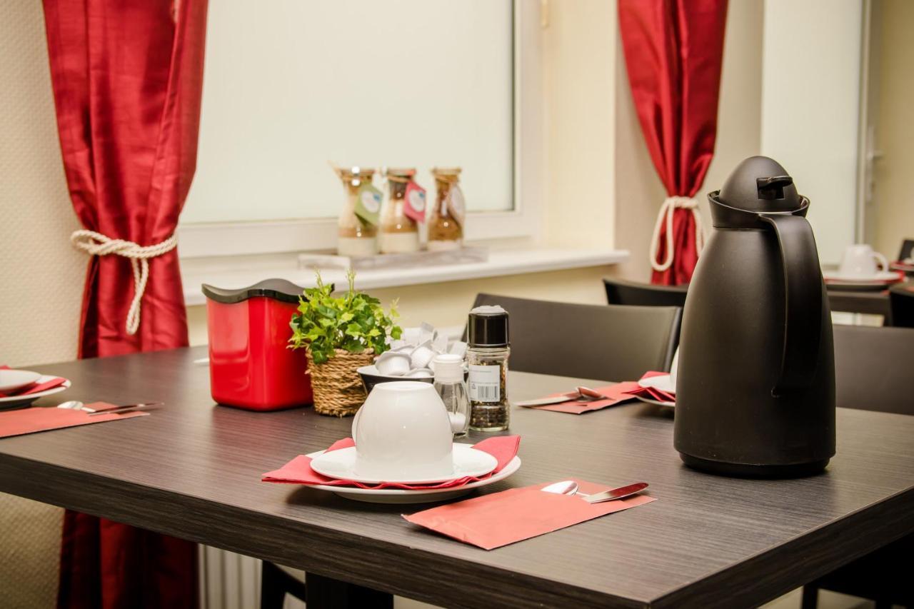 Messe Motel Laatzen Ngoại thất bức ảnh