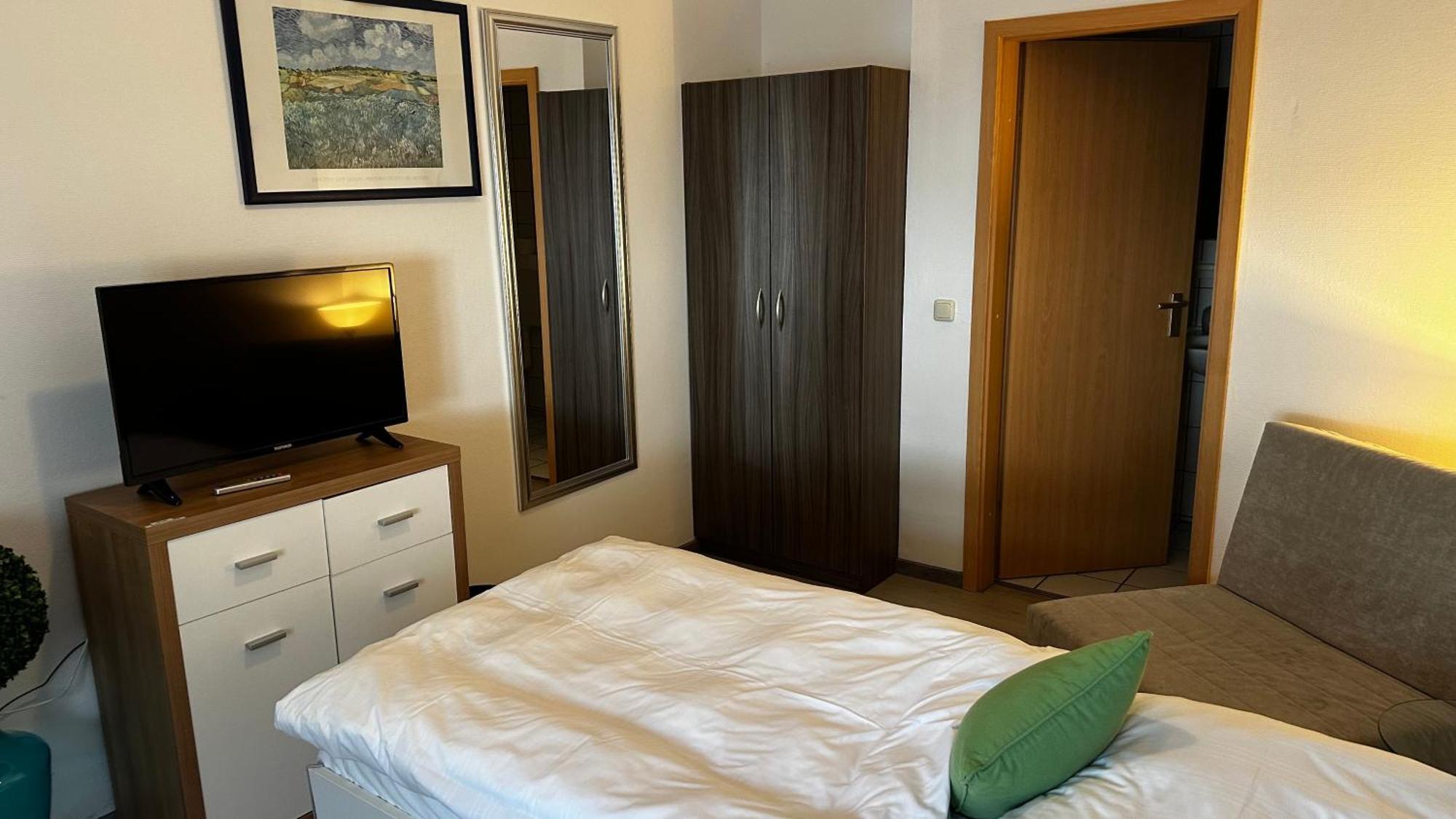 Messe Motel Laatzen Ngoại thất bức ảnh