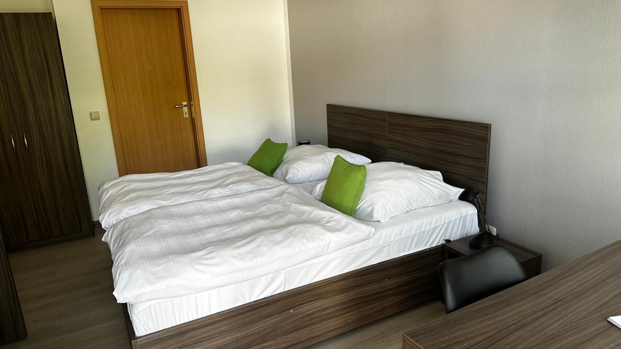 Messe Motel Laatzen Ngoại thất bức ảnh